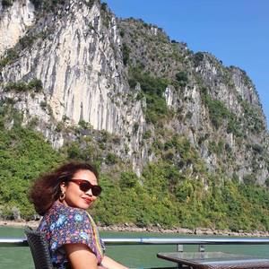 Meet your Posher, Ada